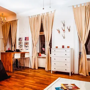 Apartment Wohnen Im Herzen Von