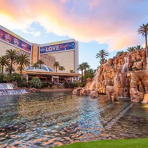 The Mirage Üdülőközpont