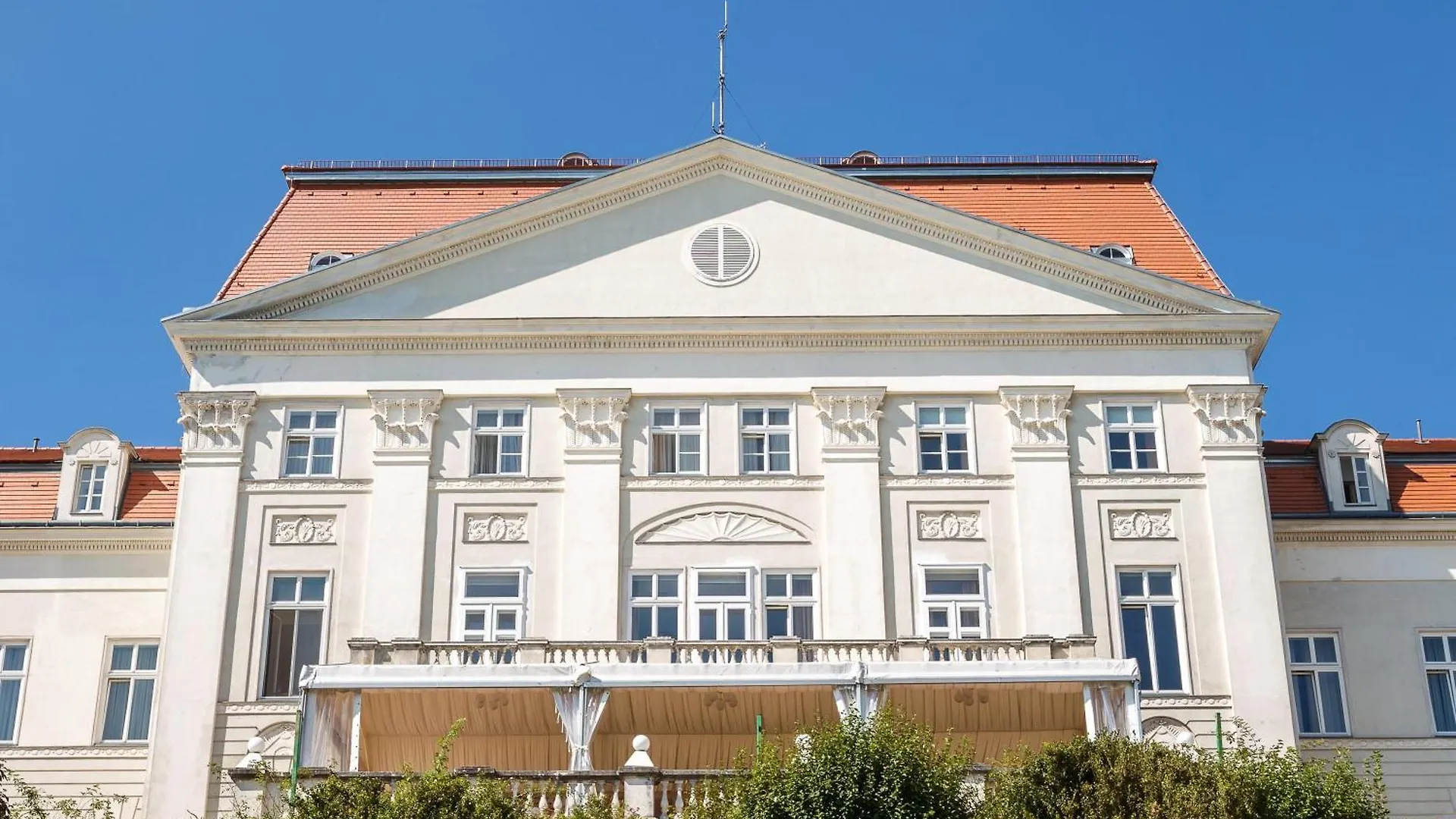 Austria Trend Hotel Schloss Wilhelminenberg Wien 4*, Vienna Austria