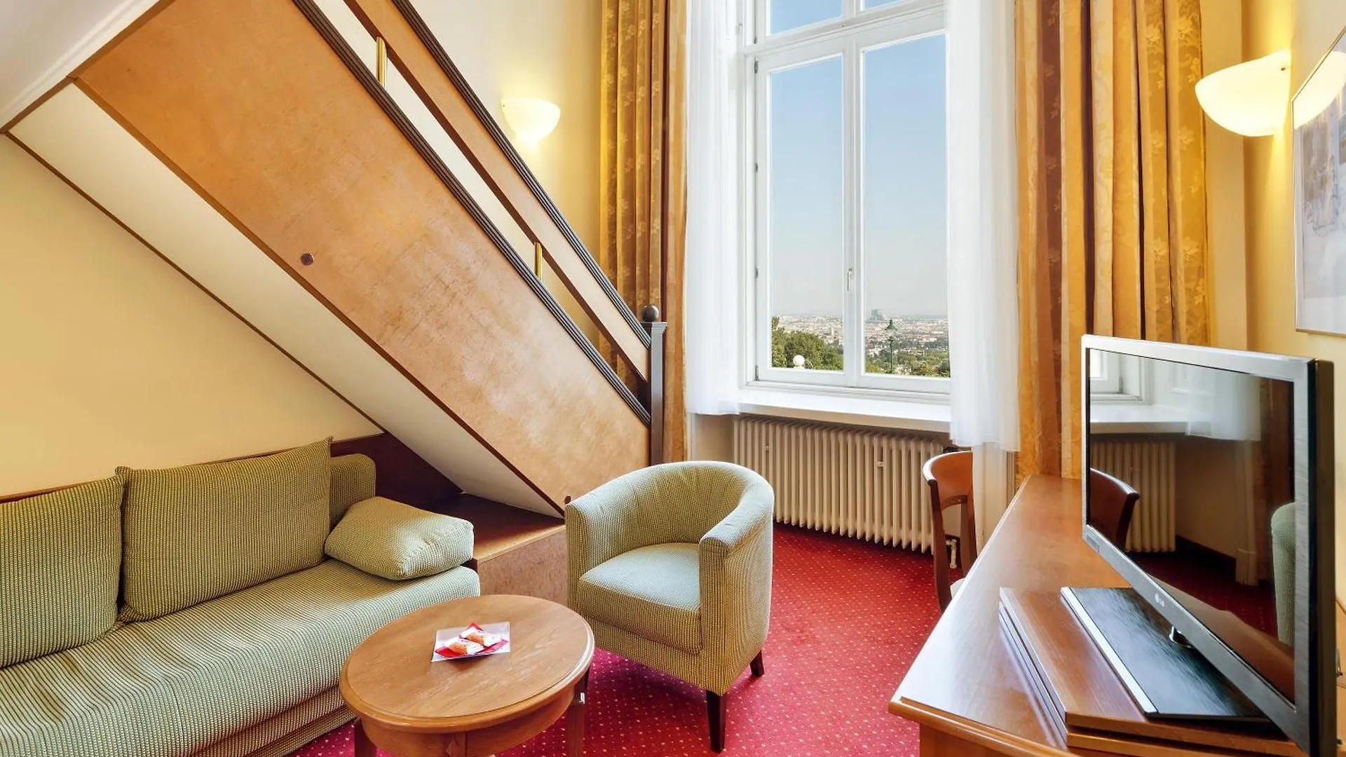 Austria Trend Hotel Schloss Wilhelminenberg Wien 4*, Vienna